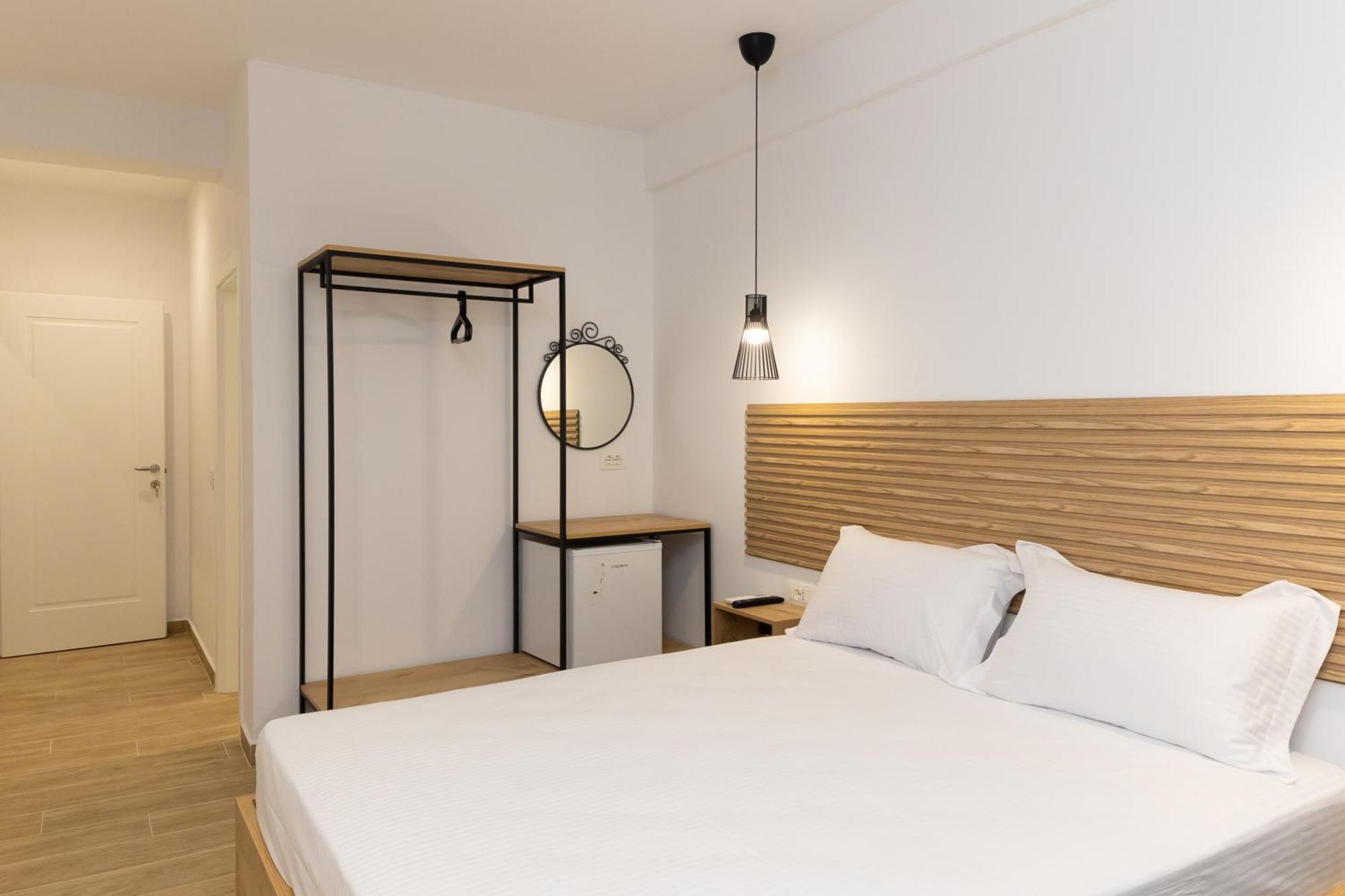 De Sol Otel Himarë Dış mekan fotoğraf